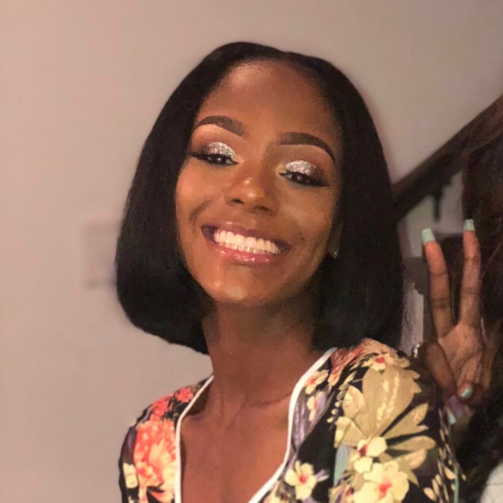 Meet your Posher, Olisha